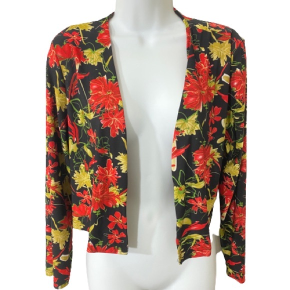 karin stevens Jackets & Blazers - KARIN STEVENS Red Floral Design Cropped Jacket